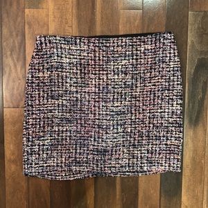 White House Black Market Skirt, size 12